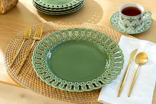 Green Heirloom 11.15" Fine Porcelain Dinner Plate