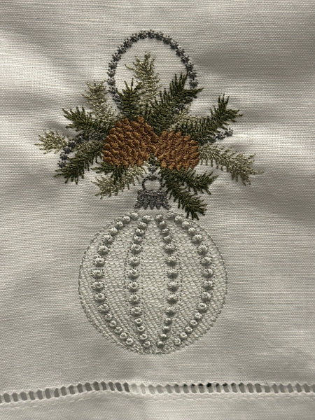 Linen Guest towel with Ornament Embroidery